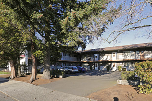The Waverly Arms in Portland, OR - Building Photo
