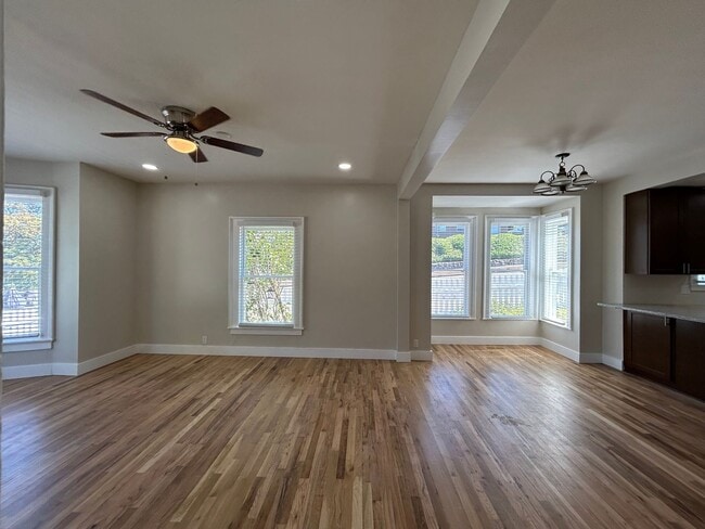 716 10th St in Oregon City, OR - Building Photo - Building Photo