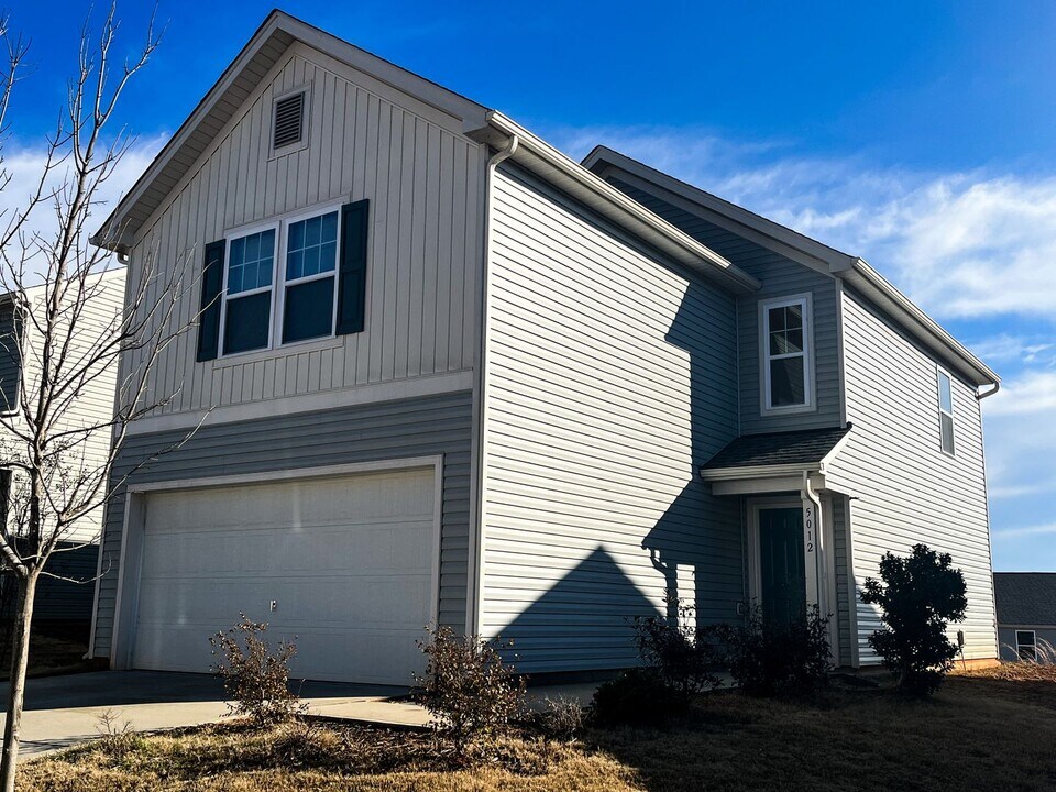 5012 Red Poll Dr in Greensboro, NC - Building Photo