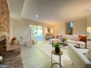 11505 Parkedge Dr in Rockville, MD - Building Photo - Building Photo