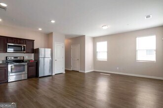 11973 Fuller St in Hampton, GA - Building Photo - Building Photo