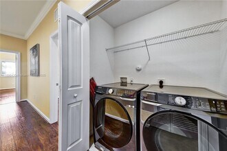 346 NE 47th Pl in Pompano Beach, FL - Building Photo - Building Photo