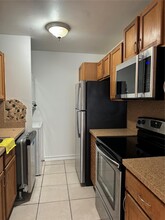 10208 Twin Lakes Dr, Unit 15-F in Coral Springs, FL - Building Photo - Building Photo