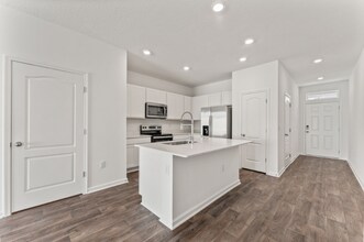 5966 Ortega Hills Dr in Jacksonville, FL - Building Photo - Building Photo