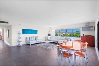 4900 N Ocean Blvd in Lauderdale-by-the-Sea, FL - Building Photo - Building Photo