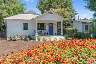 446 N California St in Burbank, CA - Building Photo