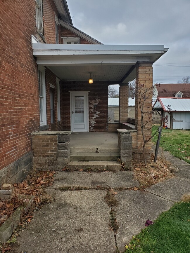 905 W High St, Unit 905 in Mount Vernon, OH - Building Photo - Building Photo