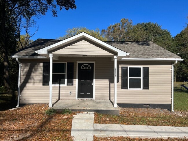 property at 1113 Baker Blvd