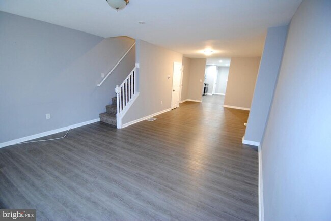 229 E Broad St in Burlington, NJ - Building Photo - Building Photo