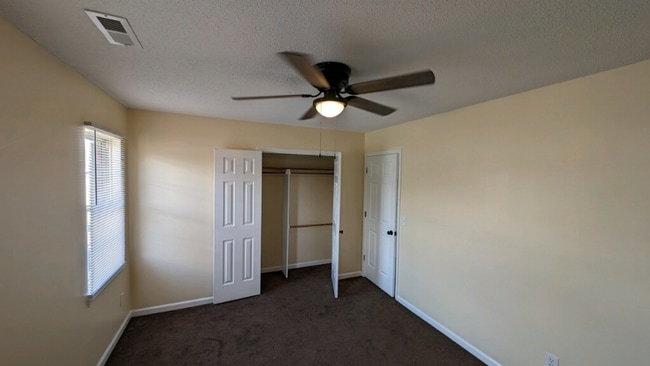 425 Elmira St, Unit B in Burlington, NC - Building Photo - Building Photo