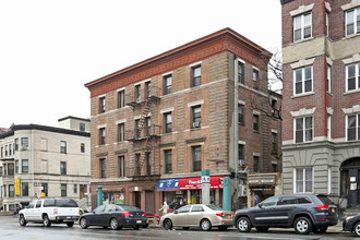 741 St Nicholas Ave in New York, NY - Foto de edificio - Building Photo