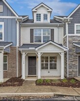 1120 Lilly Valley Way in Nashville, TN - Building Photo
