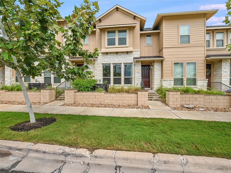 6814 E Riverside Dr in Austin, TX - Building Photo