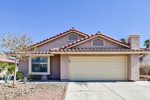 3990 Avocado Dr, Unit D in Las Vegas, NV - Building Photo