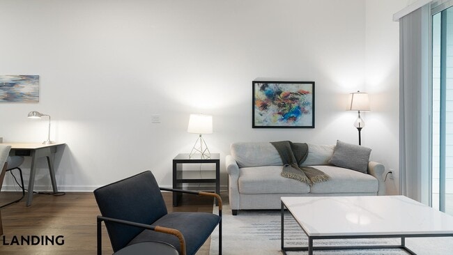 515 Corso Ln, Unit 860