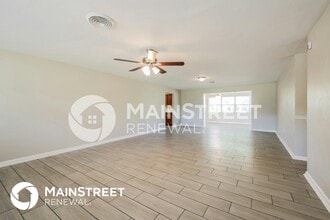 1259 Burtwood Dr in Ft. Myers, FL - Building Photo - Building Photo