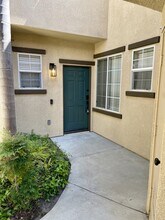 649 Sumner Way in Oceanside, CA - Building Photo - Building Photo