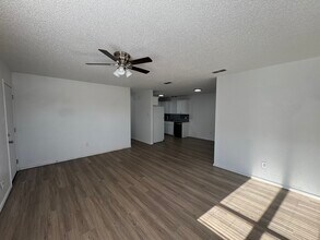 1941 S Loop 289 in Lubbock, TX - Building Photo - Building Photo