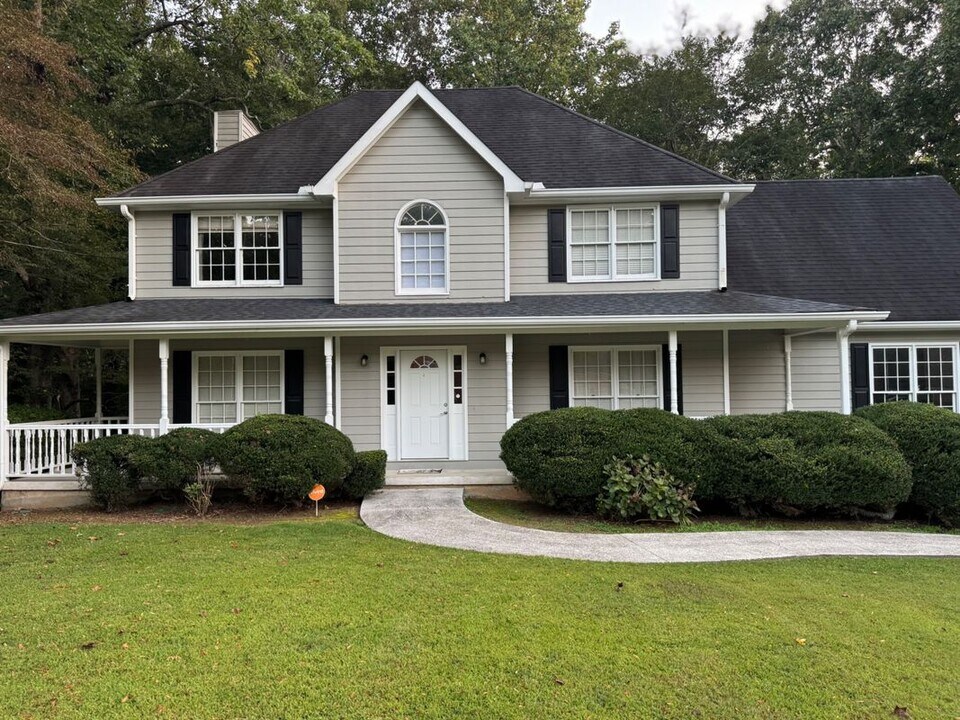 4650 Kousa Ln in Snellville, GA - Foto de edificio