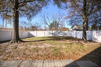 710 Ray Ave in Chesapeake, VA - Building Photo - Building Photo