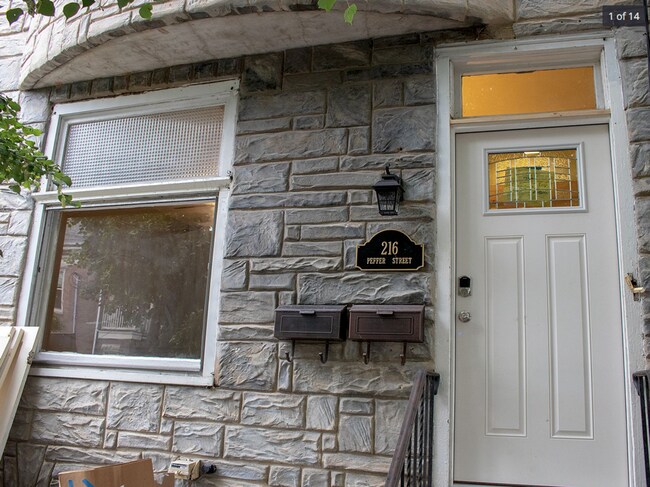 216 Peffer St in Harrisburg, PA - Building Photo - Building Photo