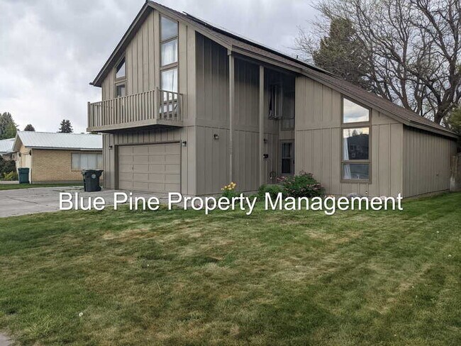 1190 York Dr in Blackfoot, ID - Building Photo - Building Photo