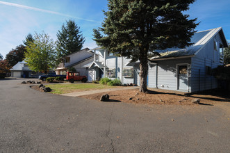 14309-14423 NE 30th St in Vancouver, WA - Building Photo - Building Photo