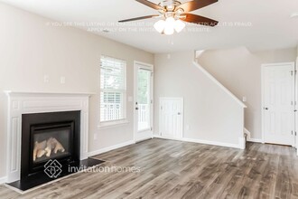 709 Sequoia Ridge Dr in Fuquay Varina, NC - Building Photo - Building Photo