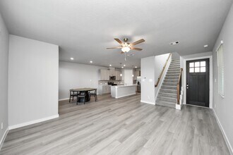 4111 Good Vineyard Ln in Houston, TX - Building Photo - Building Photo