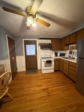 126 Pierce St in Lewiston, ME - Foto de edificio - Building Photo