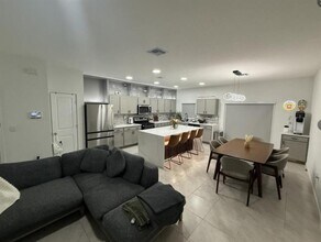 845 NW 3rd Way in Pompano Beach, FL - Building Photo - Building Photo