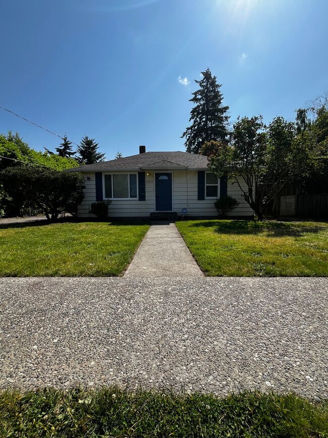 16834 35th Ave S in Seatac, WA - Building Photo - Building Photo
