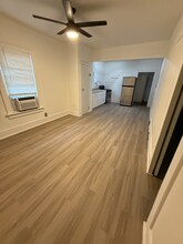 2215 Haskell St in Austin, TX - Building Photo - Building Photo