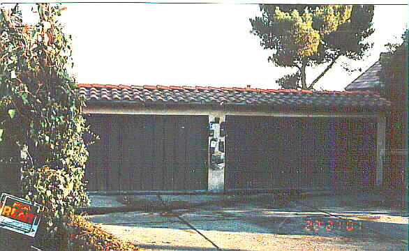 105 Cedar Way in Laguna Beach, CA - Building Photo