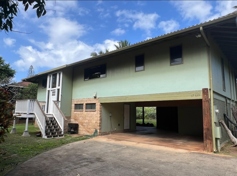 67-323-323 Kiapoko Pl in Waialua, HI - Building Photo