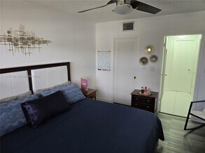 6560 Winfield Blvd in Margate, FL - Building Photo - Building Photo