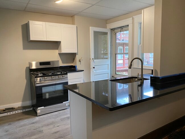 15518 Clifton Blvd in Lakewood, OH - Building Photo - Building Photo