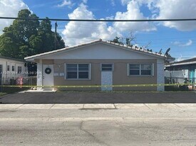 4776 E 10th Ave in Hialeah, FL - Building Photo