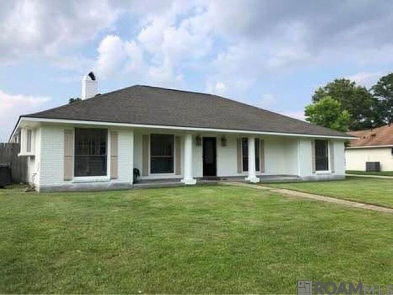 13523 Willowridge Ave in Baton Rouge, LA - Building Photo