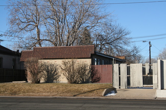 1475-1479 Irving St in Denver, CO - Building Photo - Building Photo