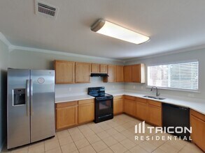 361 Allenwood Dr in Fort Worth, TX - Building Photo - Building Photo
