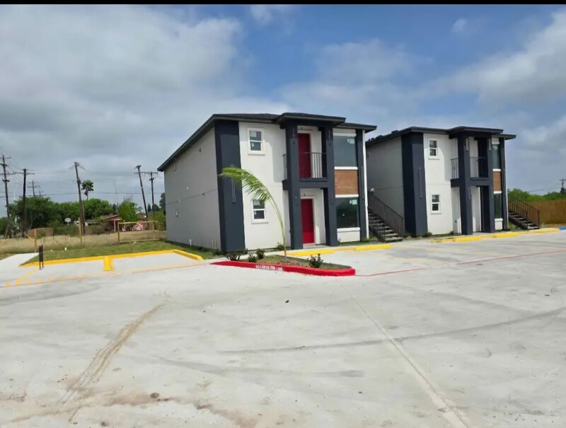 2970 N Central Ave, Unit 1A in Brownsville, TX - Building Photo