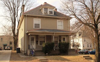 69 E Lane Ave in Columbus, OH - Building Photo