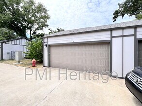 418 NW Retreat Ln in Bentonville, AR - Building Photo - Building Photo