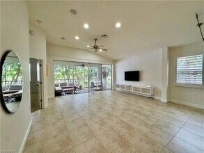 7102 Pond Cypress Ct, Unit 202 in Naples, FL - Building Photo - Building Photo