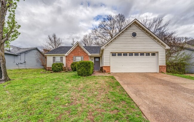 property at 1242 Grange Way Dr