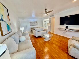 21320 Brinson Ave, Unit 219 in Port Charlotte, FL - Building Photo