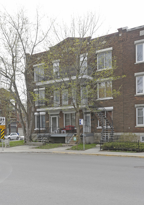 5165 Bannantyne in Montréal, QC - Building Photo