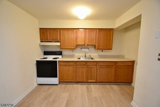 360 Oak Ridge Rd in West Milford, NJ - Building Photo - Building Photo