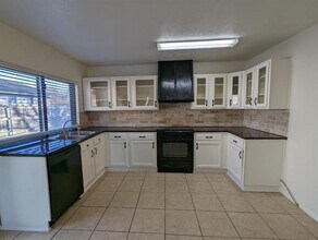 5116 Shannon Dr in The Colony, TX - Building Photo - Building Photo